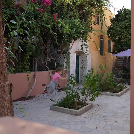 Lindas Convent Garden 1 度假居 干尼亞
