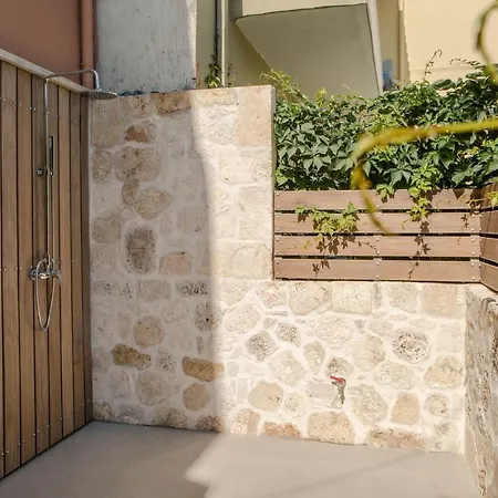 بيت للعطل Lindas Convent Garden 1 *