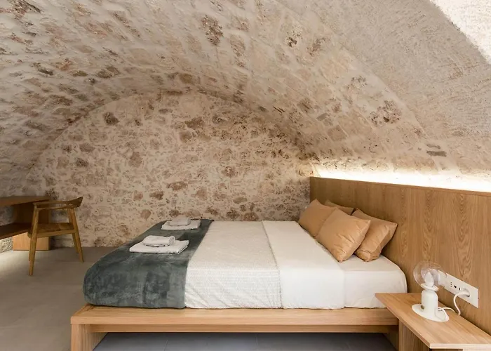 Lindas Convent Garden 1