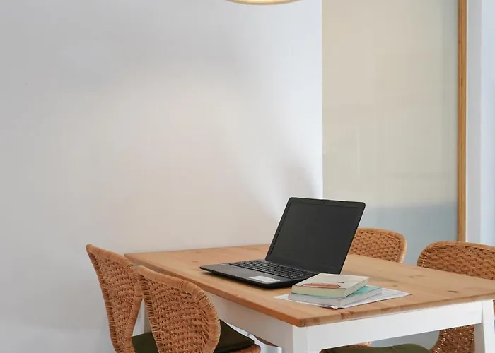 Lindas Convent Garden 1 Дом отдыха *