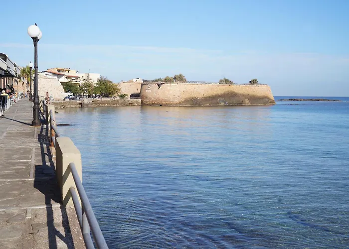 Дом отдыха Lindas Convent Garden 1 Ханья