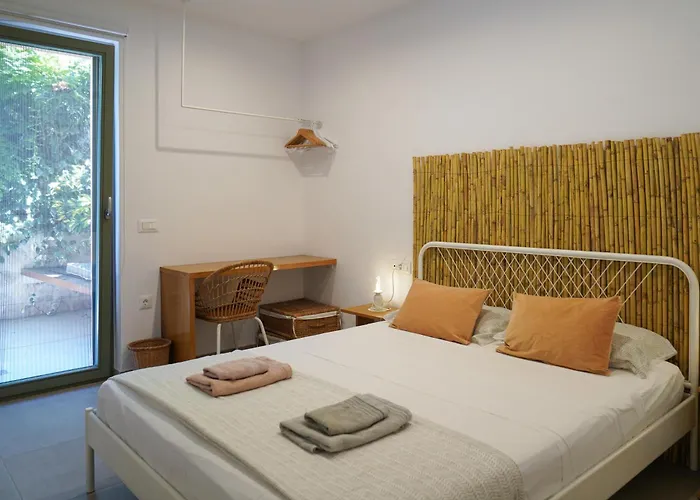 Lindas Convent Garden 1 Дом отдыха Ханья