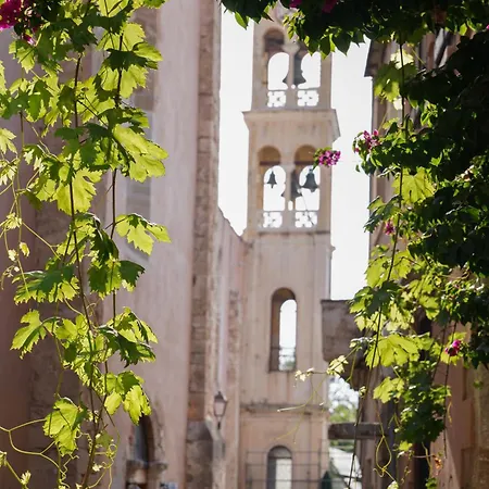 Lindas Convent Garden 1 * Chania (Crete)
