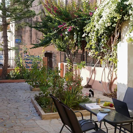 Lindas Convent Garden 1 * Chania (Crete)